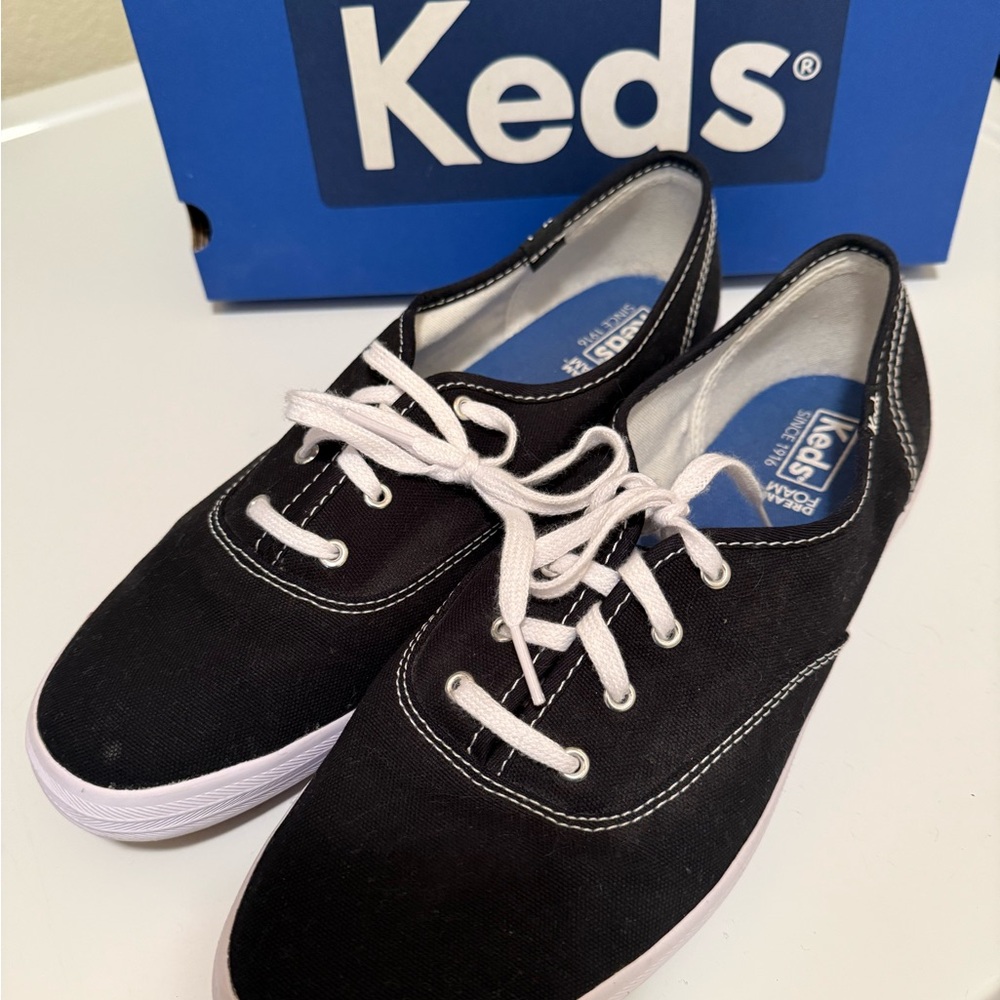 Keds Women’s Black Canvas Shoes